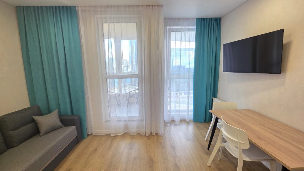 Квартира у метро 100 м