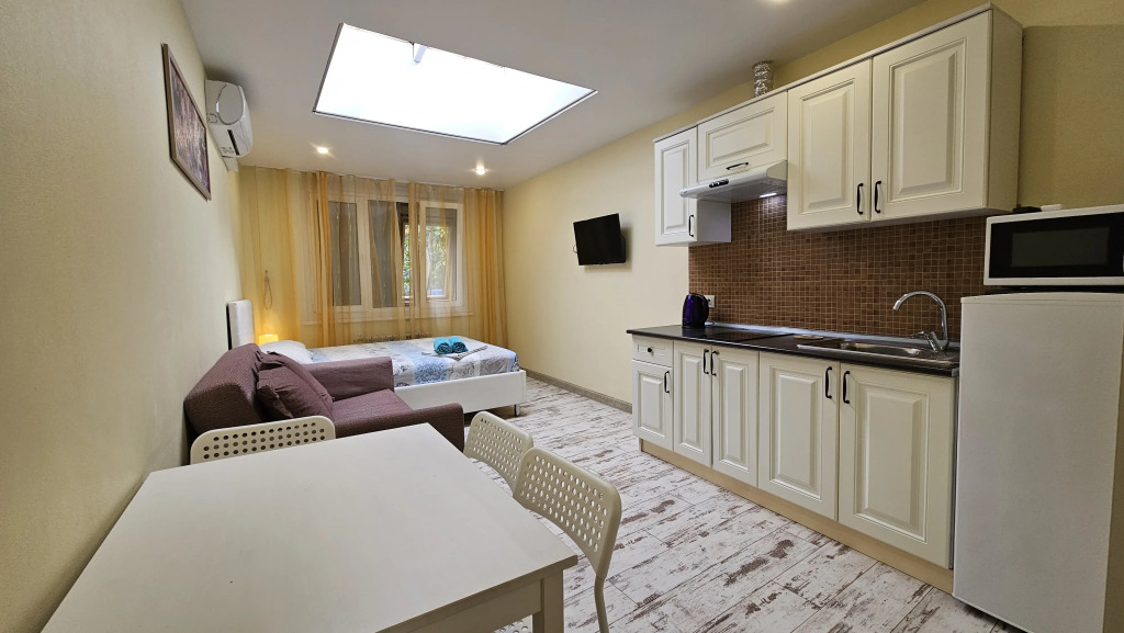 Апартаменты Уютная студия на Роз 57 от HomeHotelSochi (2)