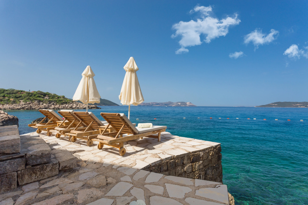 Aqua Princess Hotel
