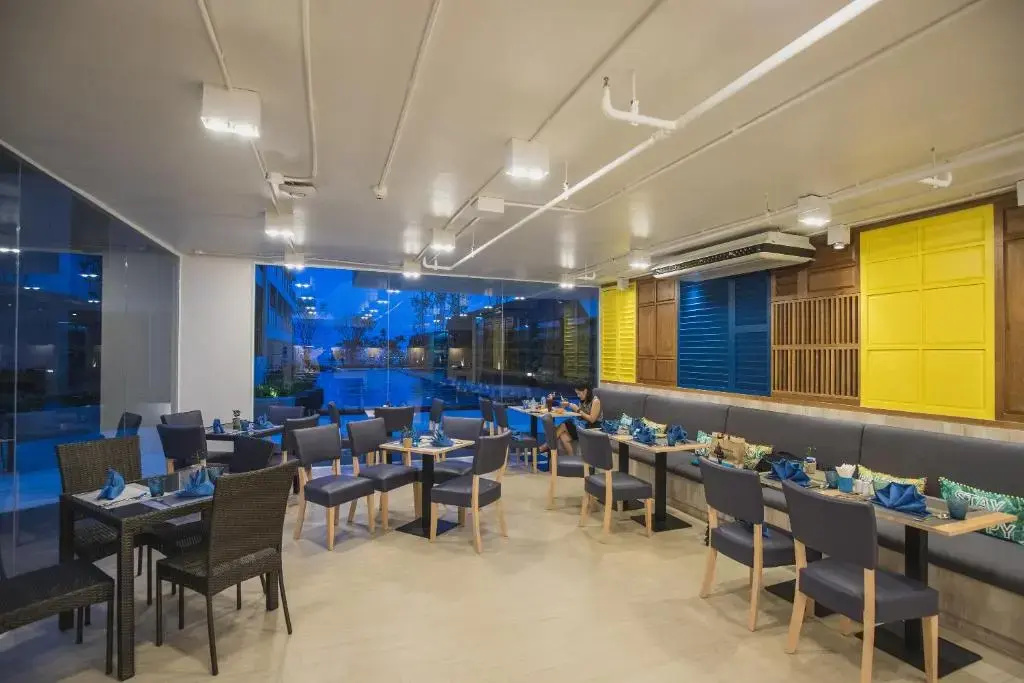Mayaana Beach Resort Pattaya - Formerly Golden Tulip Pattaya Beach Resort