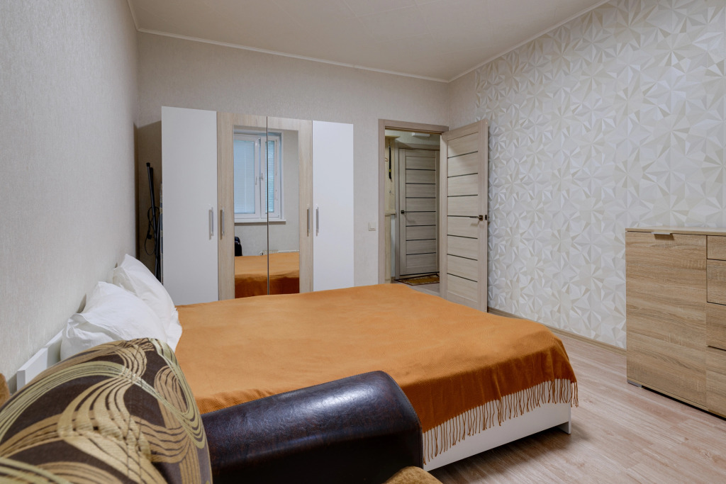 Na Ul Dekabristov 21 Flat