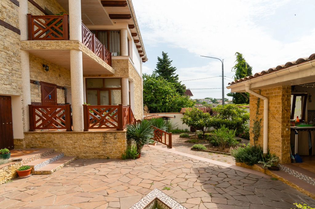 Rahil Hotel