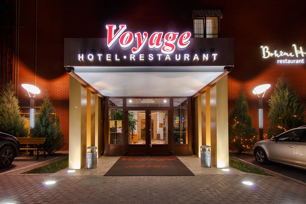 Отель Voyage