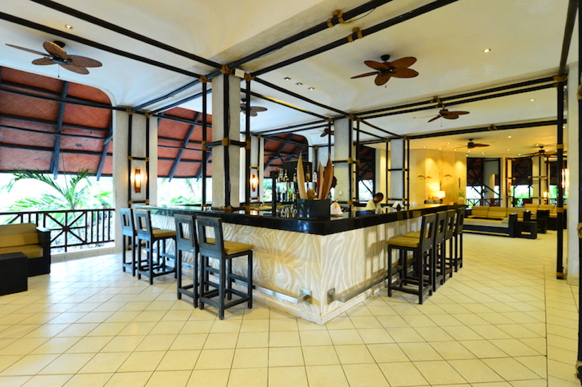 Отель Diani Reef Beach Resort & Spa