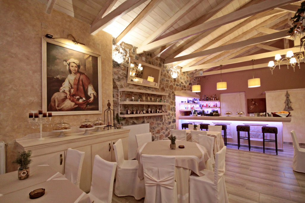 Отель Menalia Villas & Suites