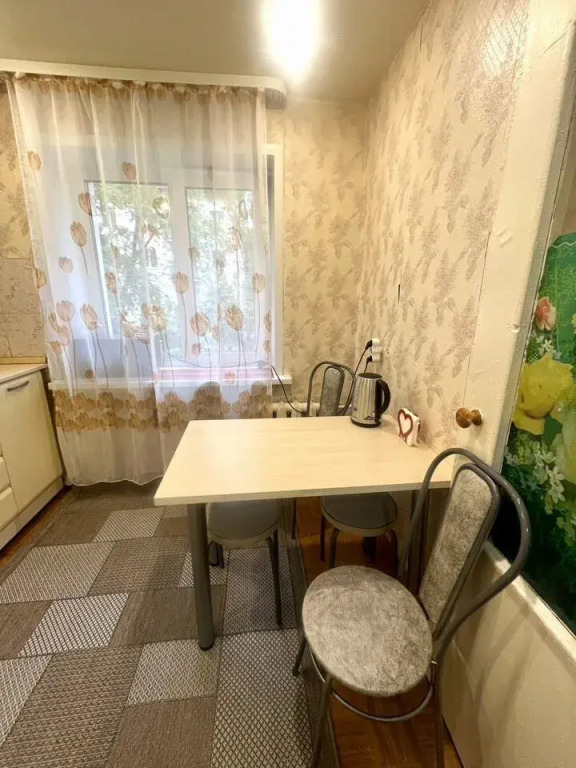 Квартира двухкомнатная на Большевистской 112