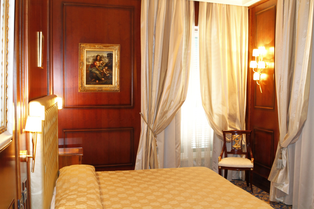 Trevi Elite Rome