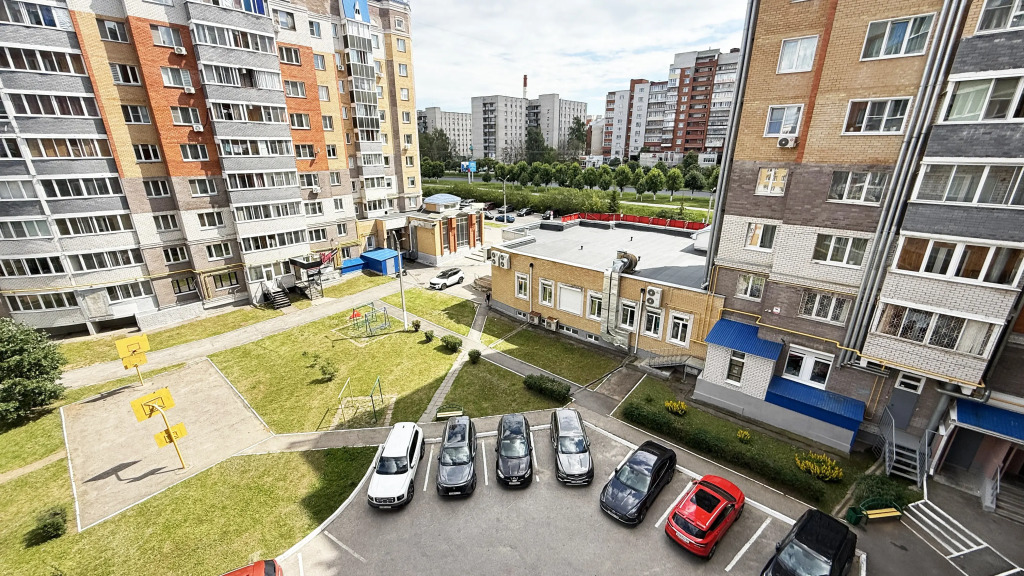 Квартира на Петра Ермолаева 1