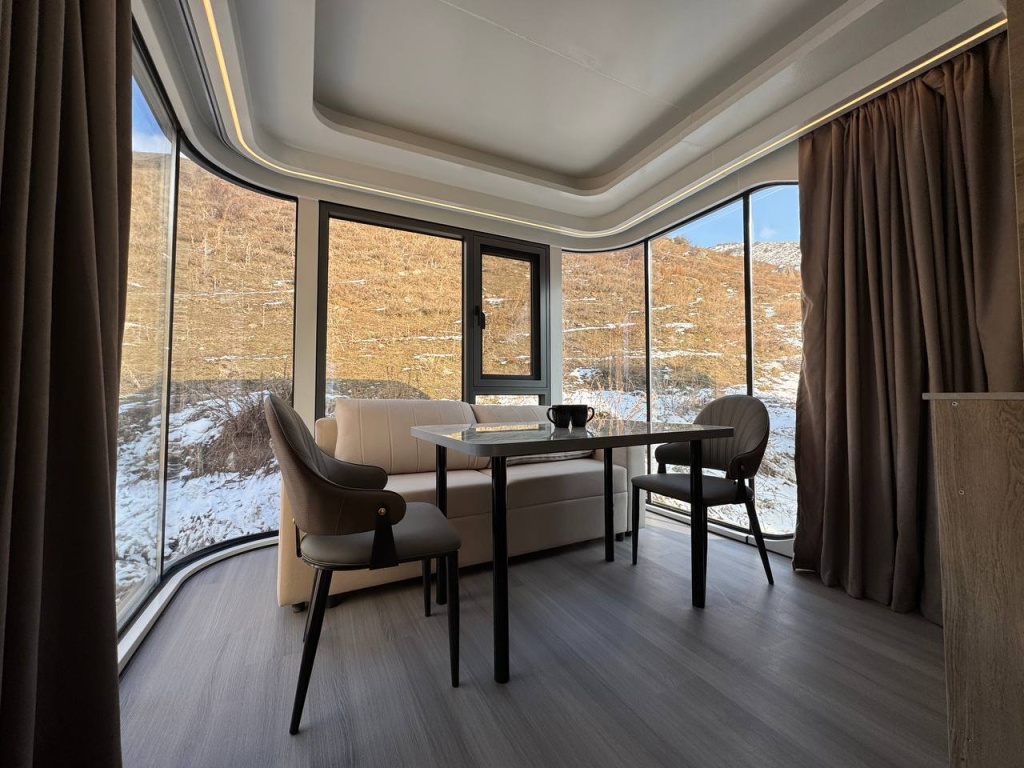 Capsule & Enesai Hotels Karakol