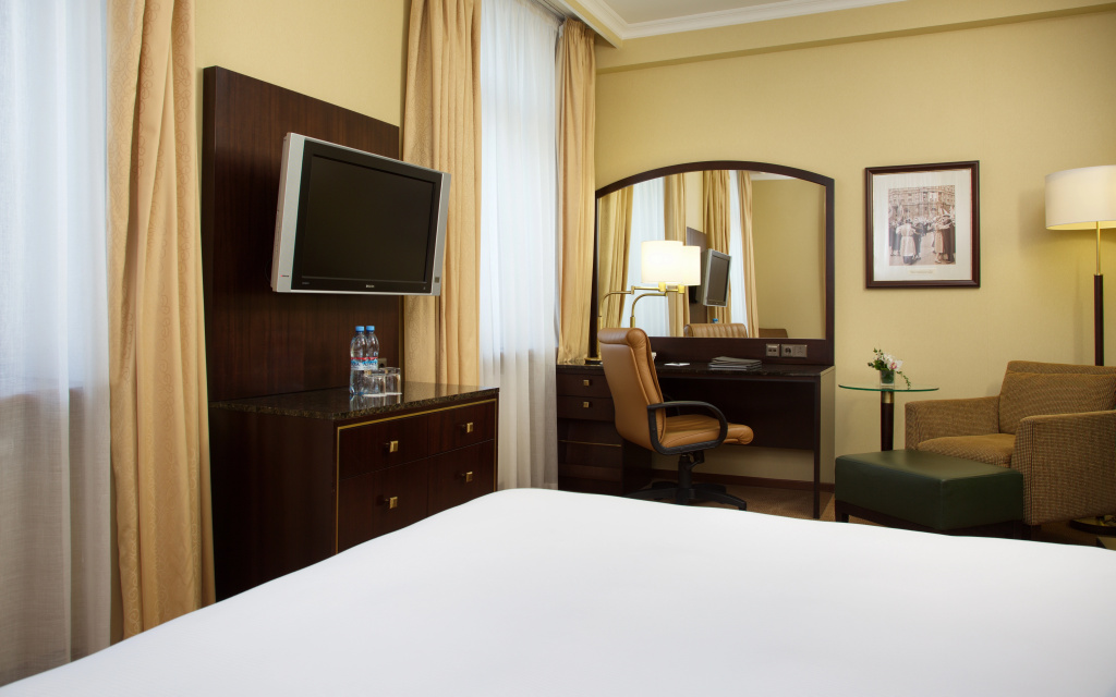 5 ★ Отель Hilton Москва Ленинградская
