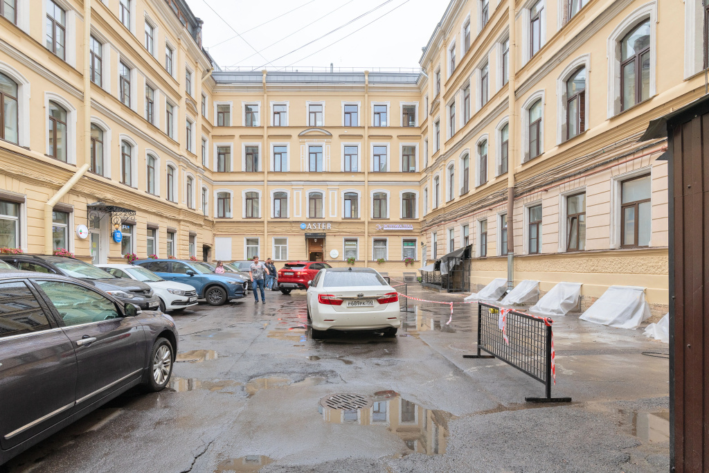 Sutki Rent на Конюшенной