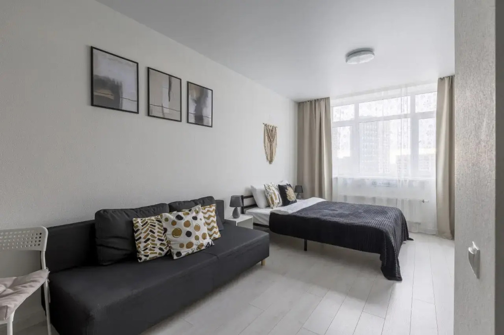 Апартаменты Черная лилия Studio ApartaMIA