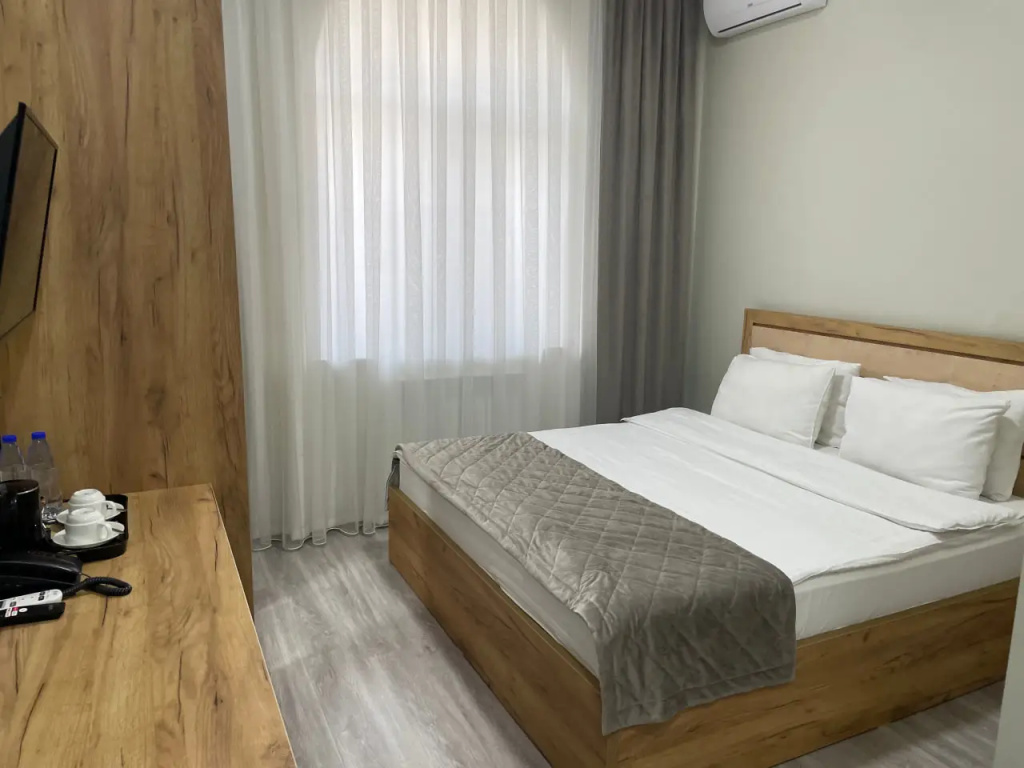 Airport Hotel 24