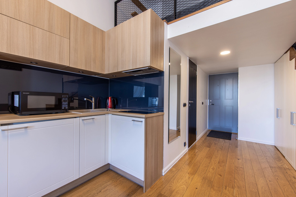 Stay Apartments 13