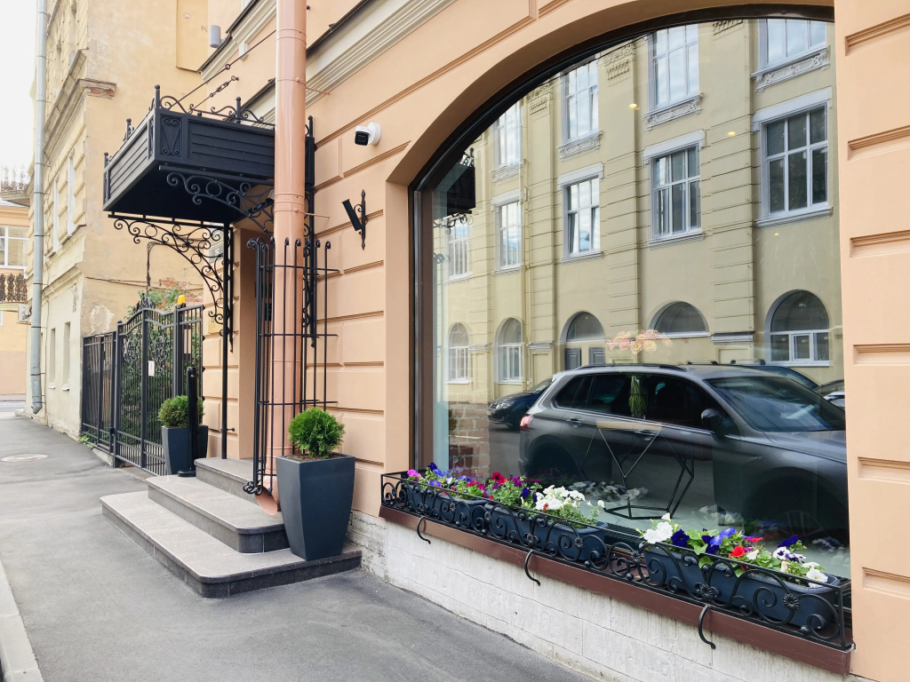 Статский Советник Отель на Кустарном