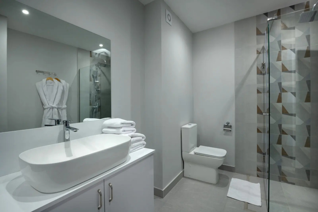 Отель Ani Forest Hills Resort