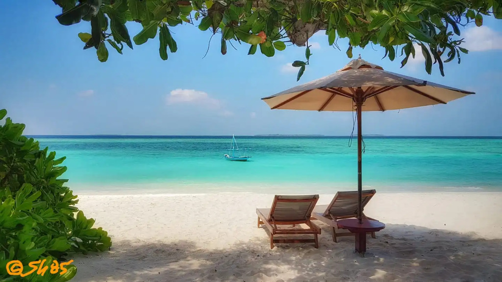 The Barefoot Eco Hotel