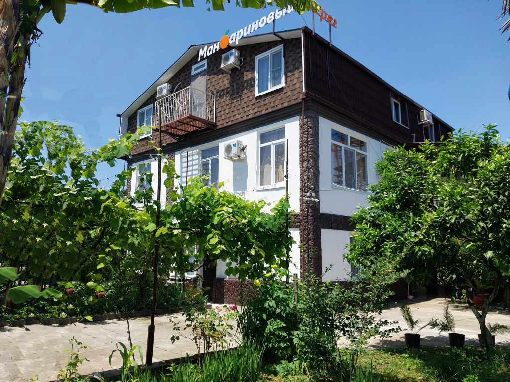Hotel Mandarinovy Bereg