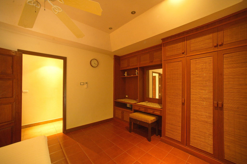 Beachfront Art Villa Samui