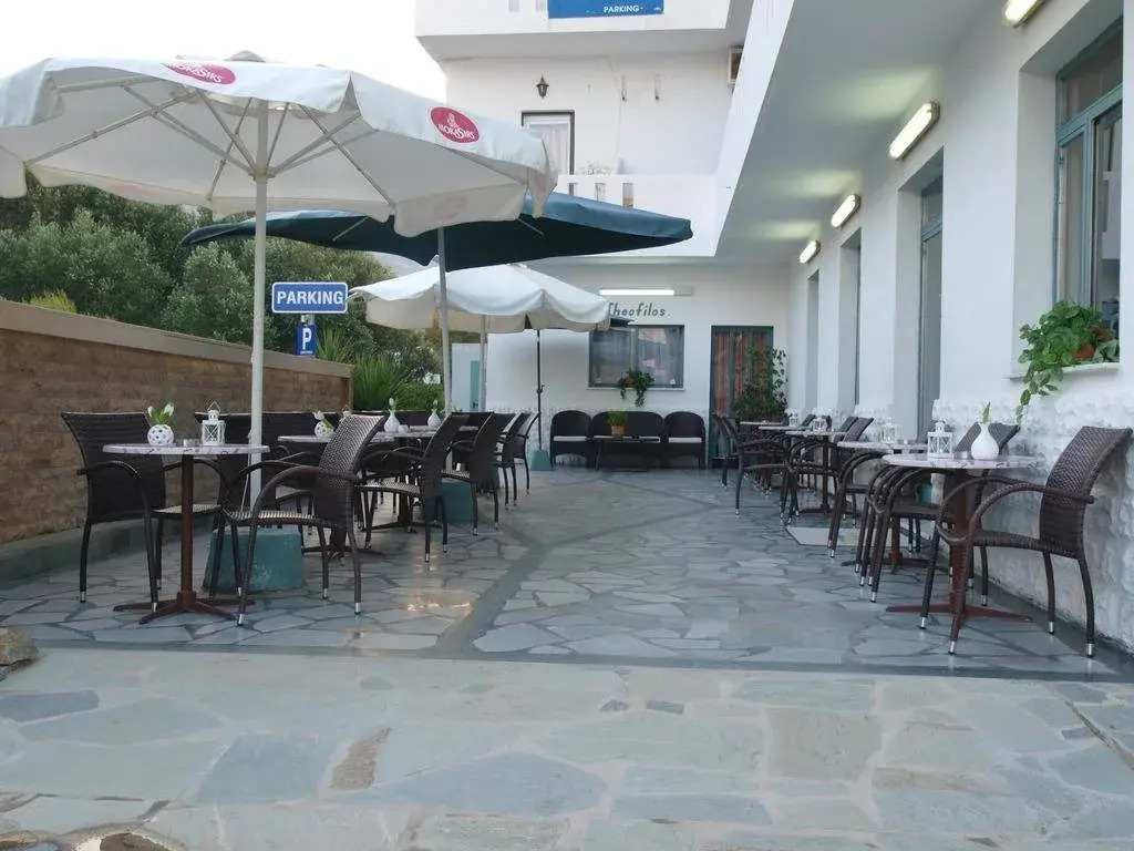 Отель Serifos Beach