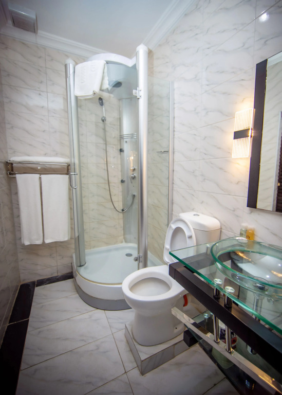 Отель Broadfield Apo Resisdence
