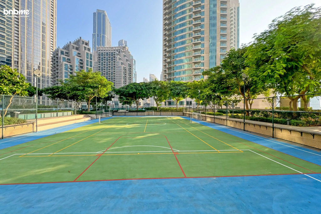 Апартаменты Bnbme Burj Vista Tower 1, 3 BDR Maids