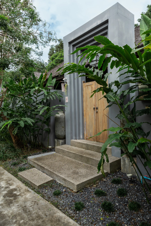 Traditional Thai 2BR villa in Baan Bua Estate