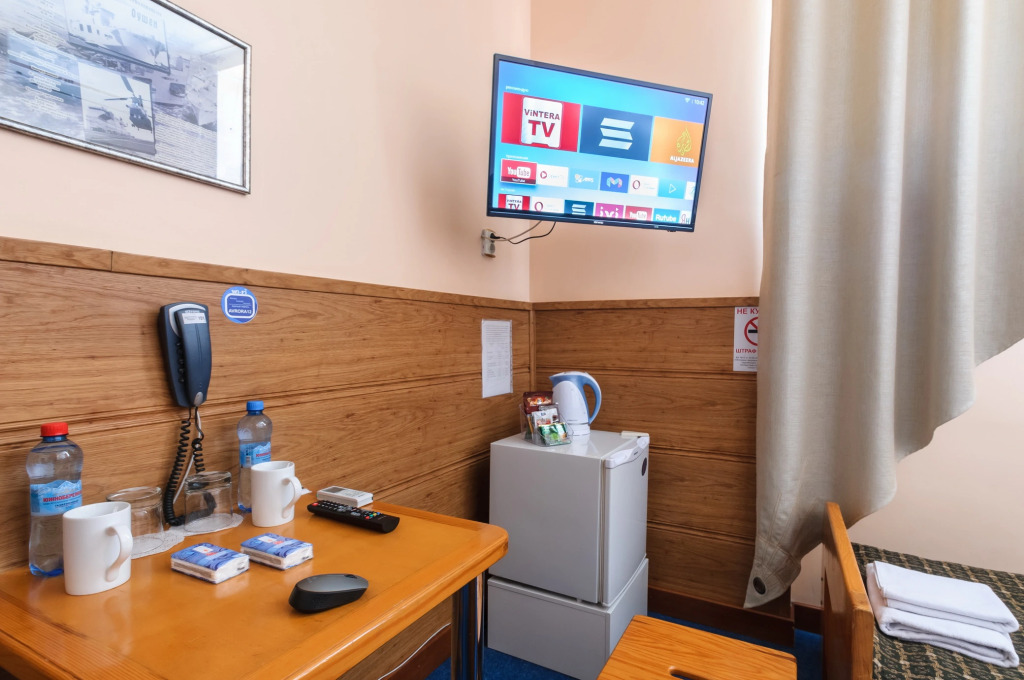 Avrora Hotel