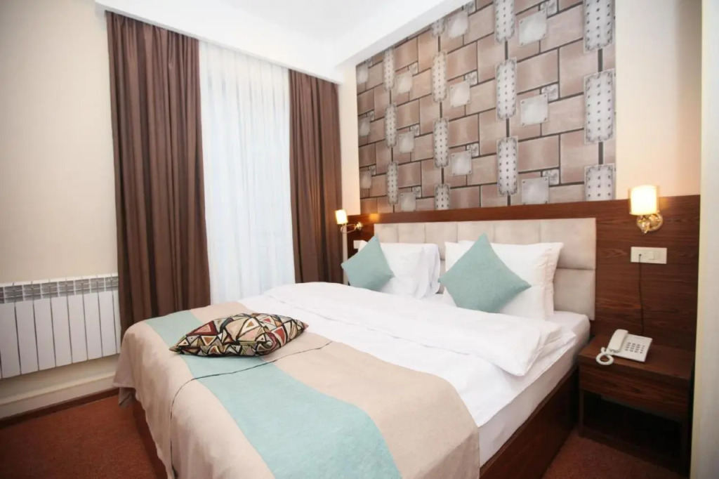 Auroom Hotel