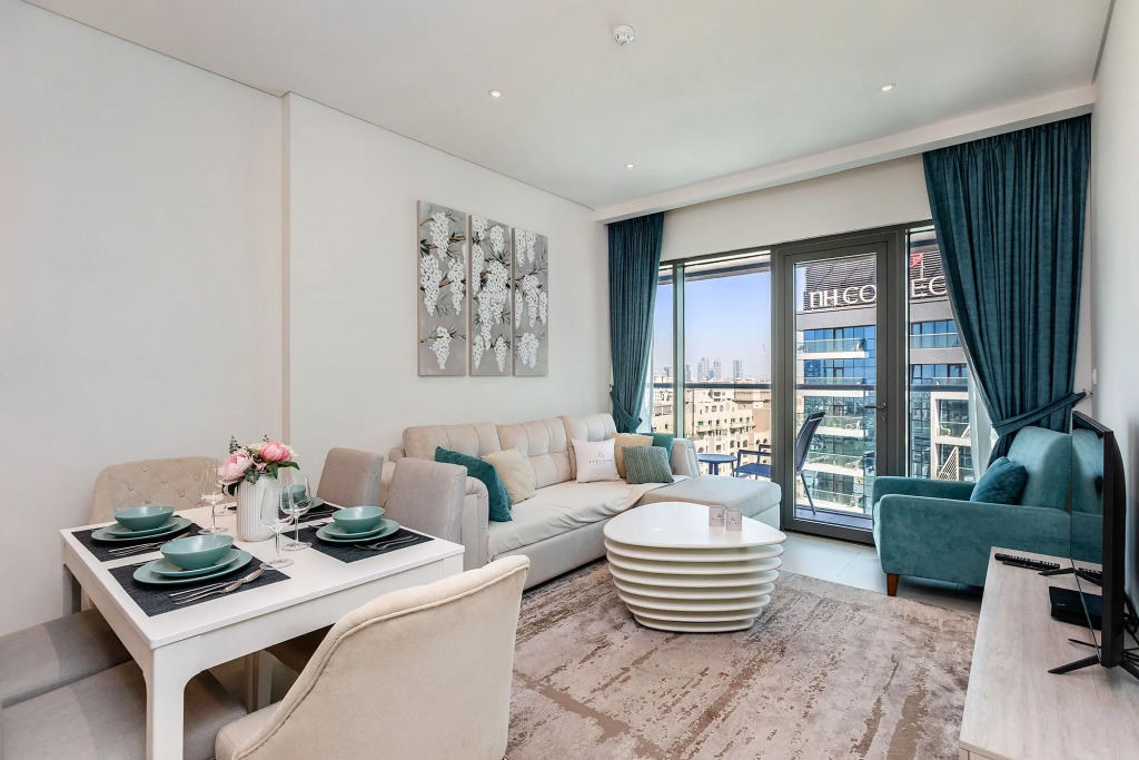 Elegant 1-BR with Sea View Seven Palm, Palm Jumeirah