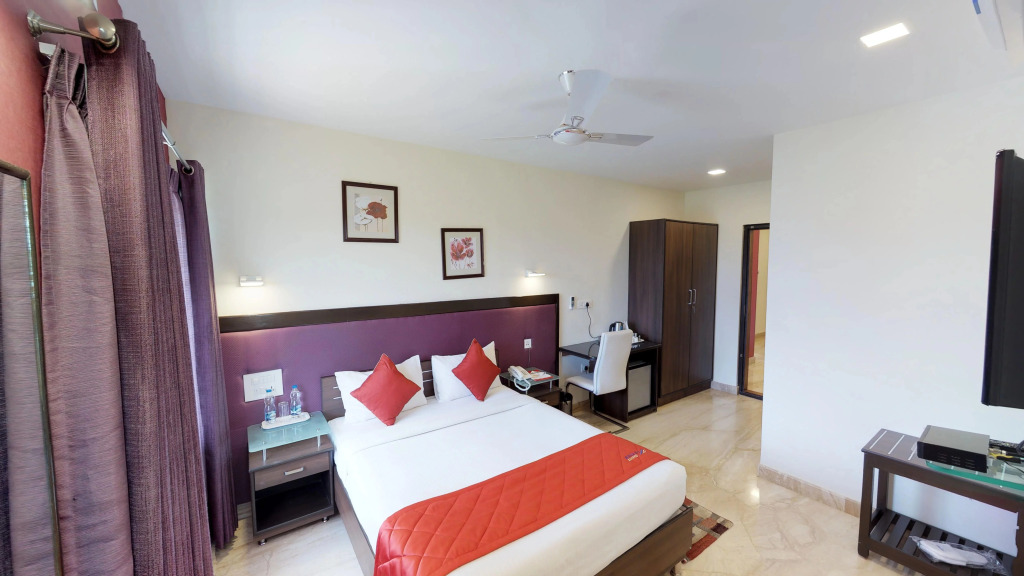 Breeze Suites Hotel