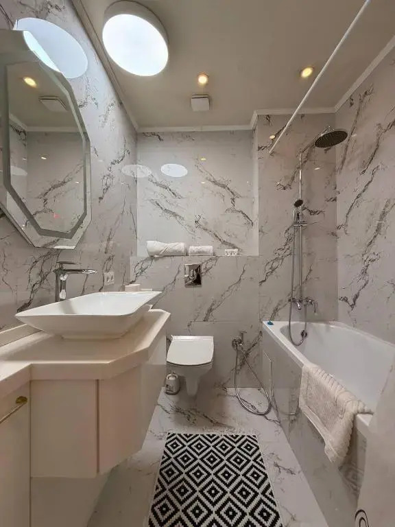 Апартаменты Latifa Residence