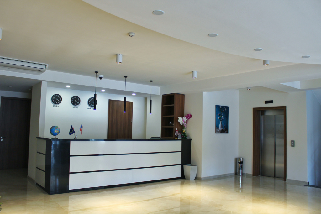 HOTEL WEST TBILISI