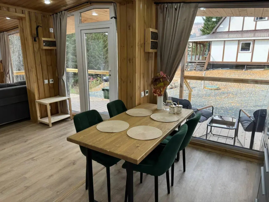 Частный дом Сибирь House 3х комн. дом с панорамными окнами  возле сектора А и Б