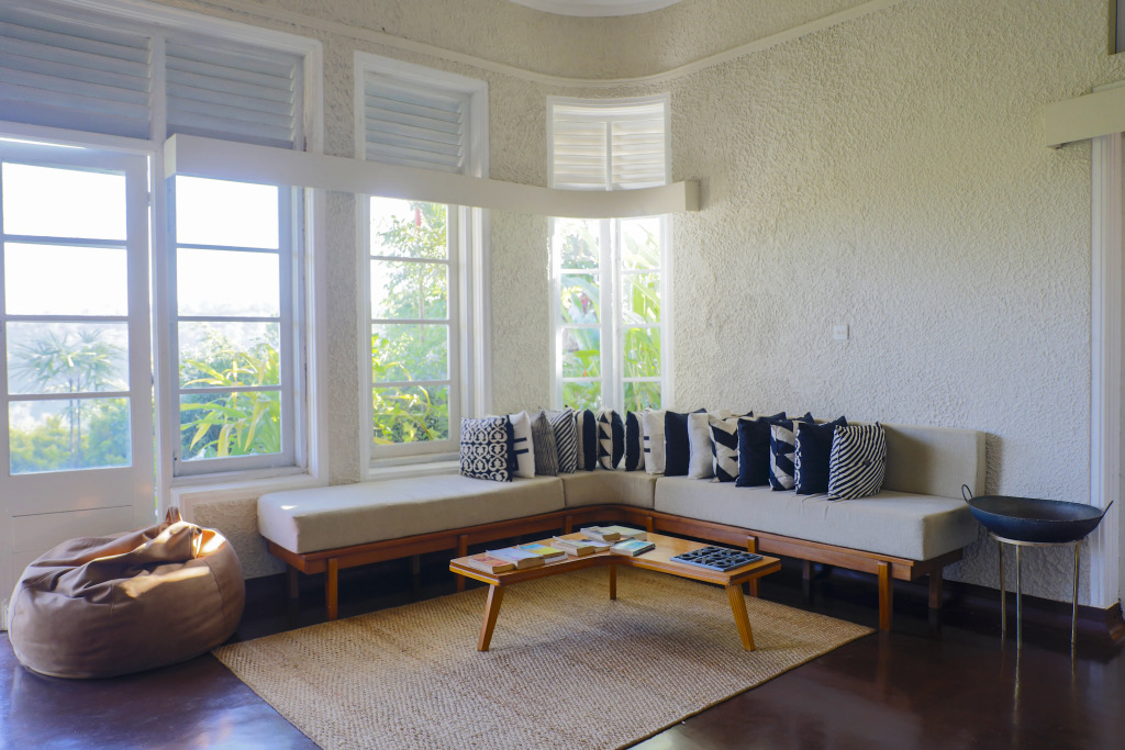Castle Hill Bungalow by Seven Angels