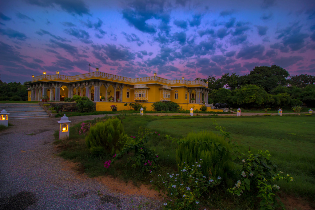 Dev Shree Relais and Châteaux Luxury Hotel Deogarh