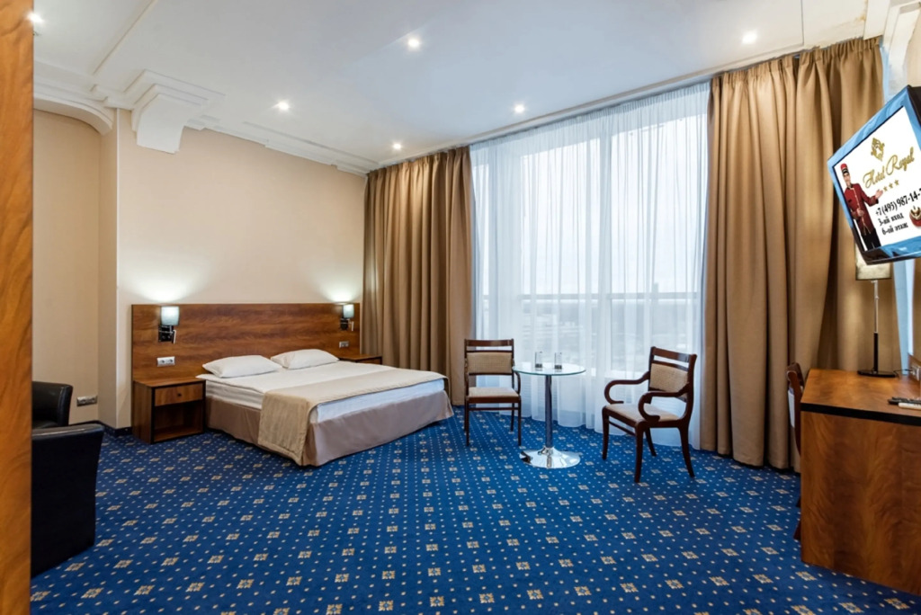Royal Hotel