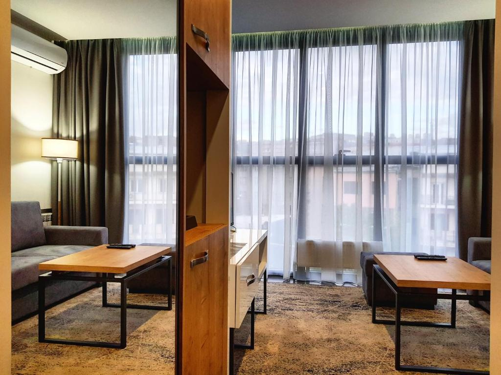 Alpha Horizon Hotel