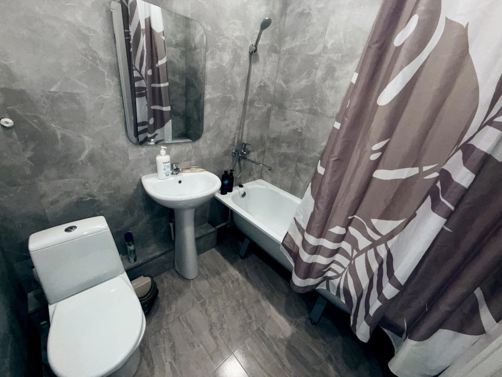 Квартира 9 Января 225/1