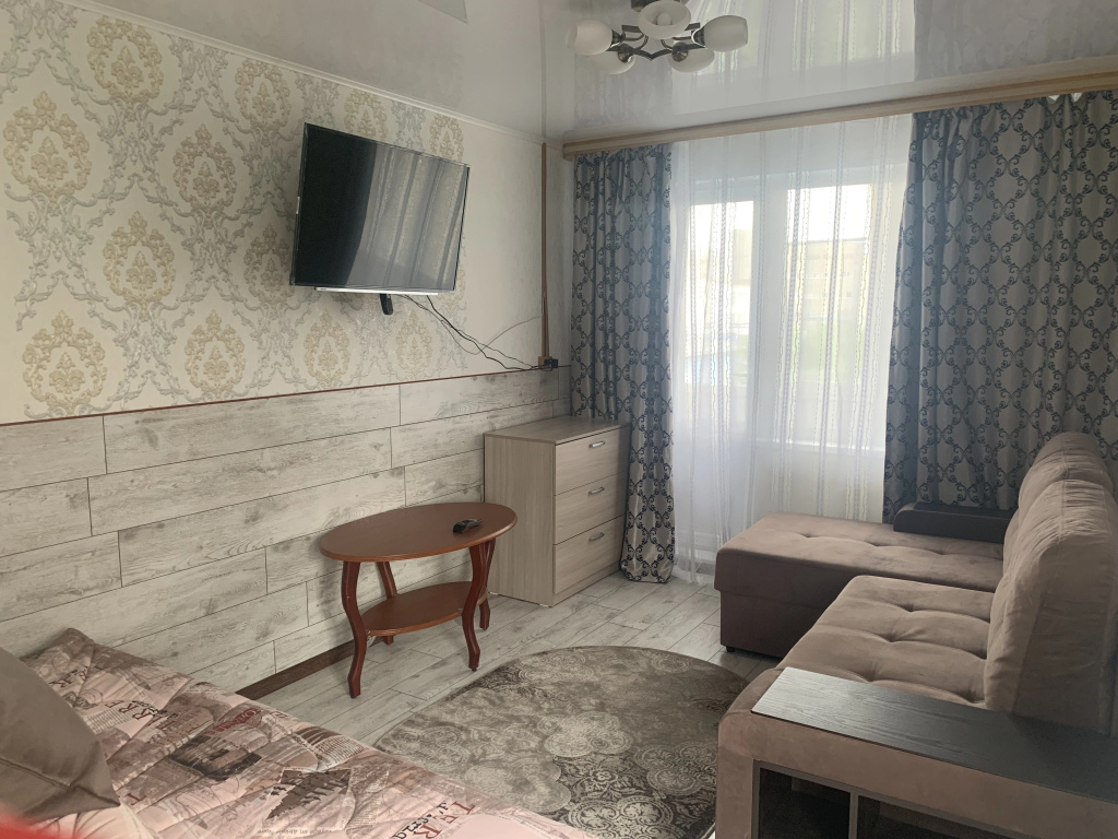 Квартира Трёхкомнатная переулок Русанова дом 3
