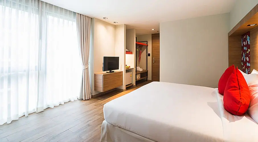 Sunshine Hip Hotel