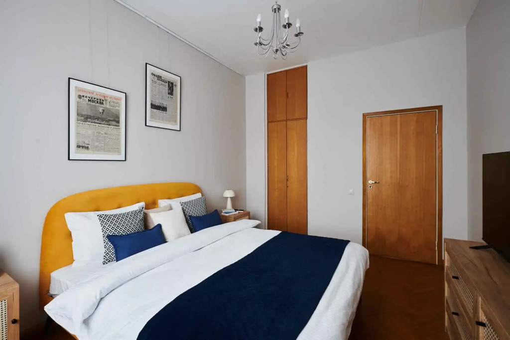 Квартира GM Apartments у Патриарших Прудов с Тремя Спальнями