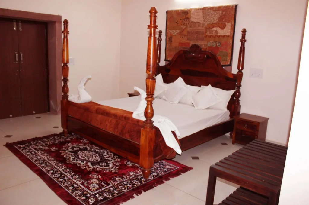 Отель Indroka Fort A Heritage Hotel&Resort