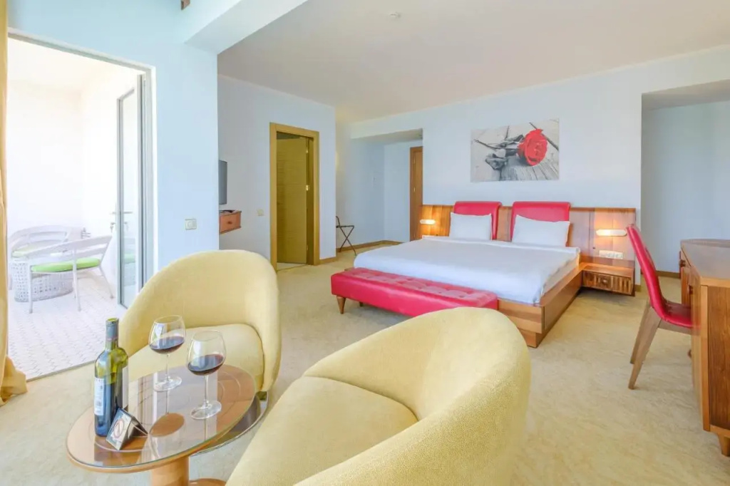 Отель Castello Mare Hotel