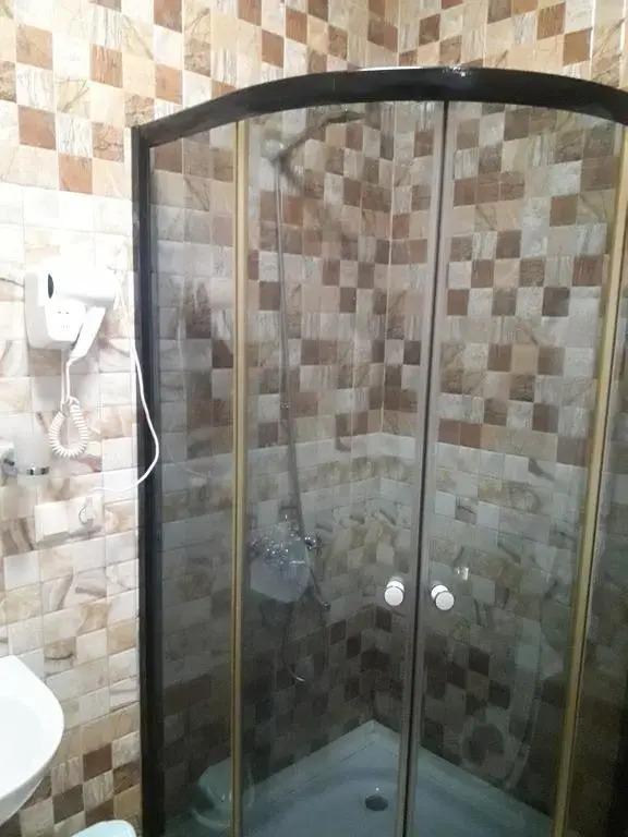Отель Andria