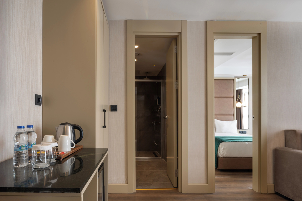 THE NEST HOTEL