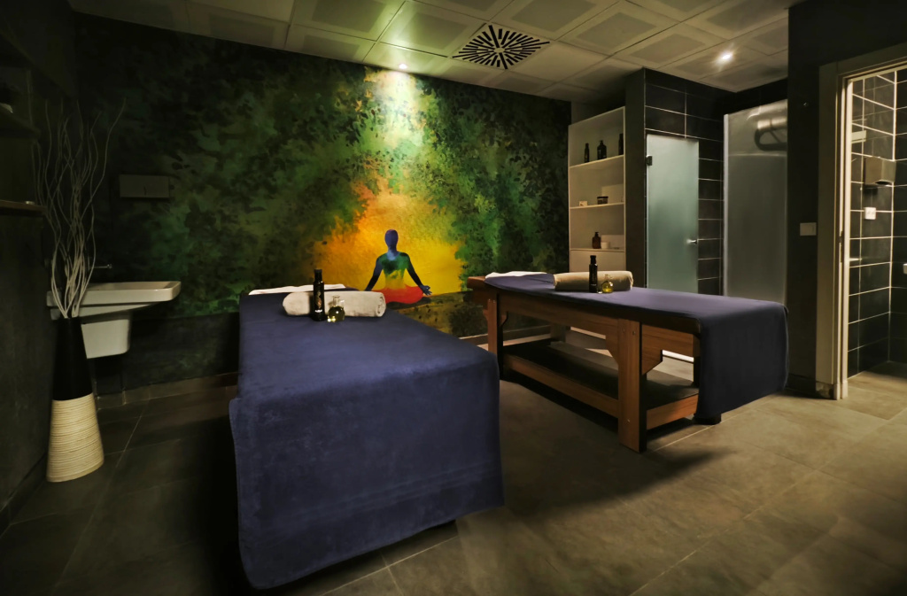 Ess Hotel