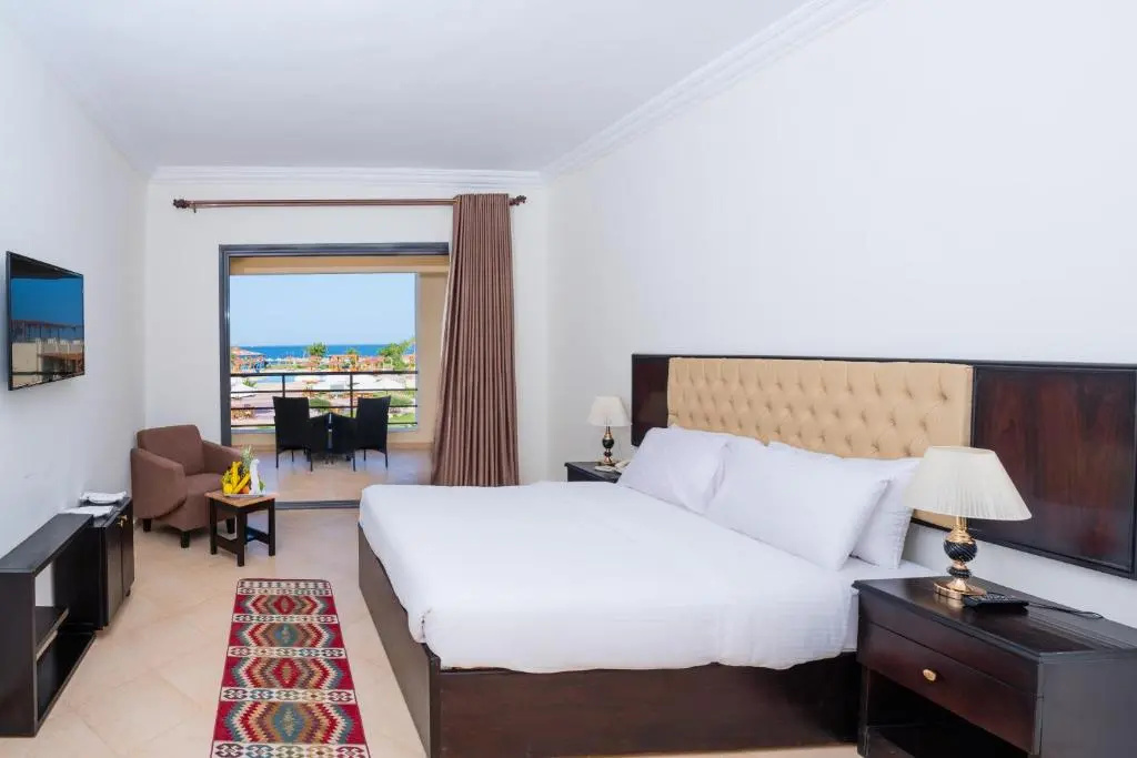 Отель New Eagles Aqua Park Resort
