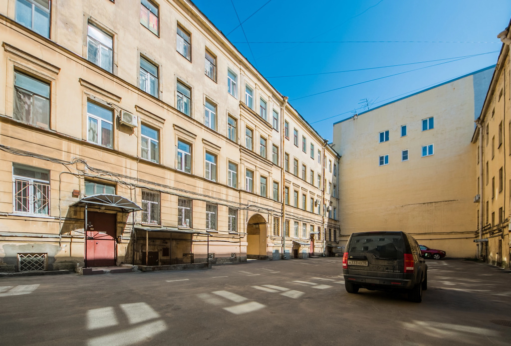 Arina Apartments