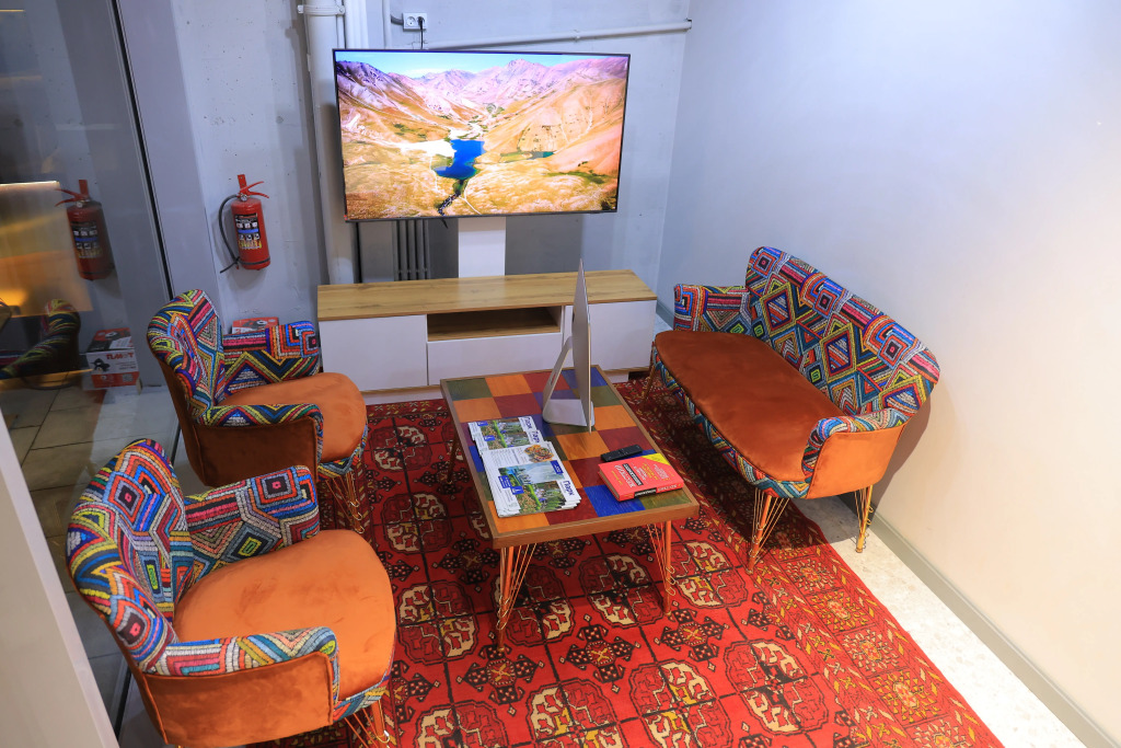 DOO Hostel